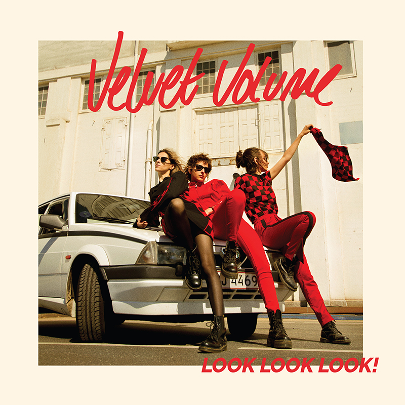 Velvet Volume med Look look look på LP